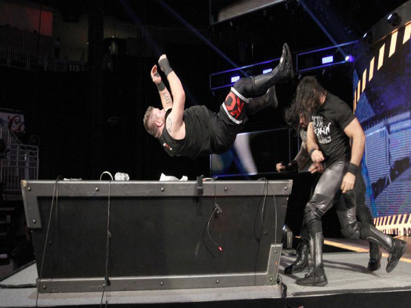 Reigns and Rollins reunited (Image courtesy: wwe.com) Reigns and Rollins reunited (Image courtesy: wwe.com)