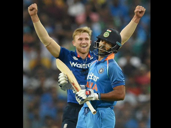 Shikhar Dhawan disappoints again