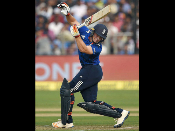 Jos Buttler in action