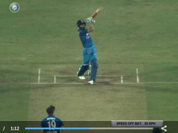 Screeshot: Kohli's stunning six off Woakes