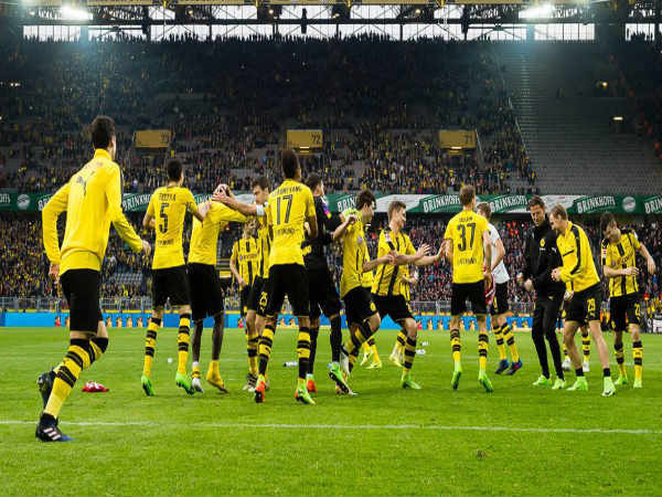 Dortmund players celebrate (Image courtesy: Dortmund Twitter handle) Dortmund players celebrate (Image courtesy: Dortmund Twitter handle)