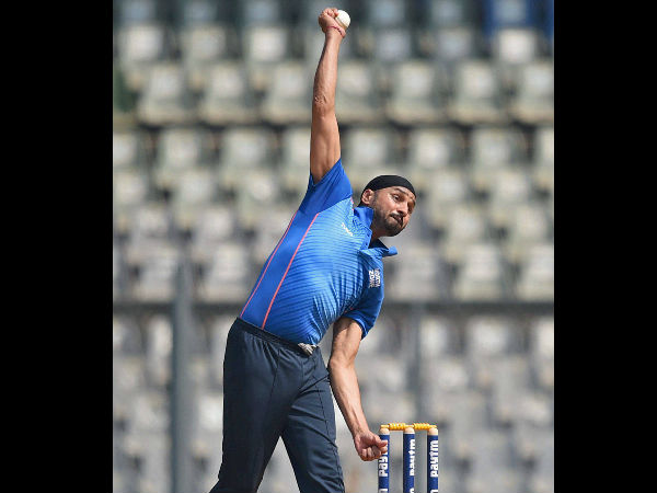 Harbhajan Singh trolls 'haters' after India's historic win over Australia in Bengaluru Harbhajan Singh trolls 'haters' after India's historic win over Australia in Bengaluru