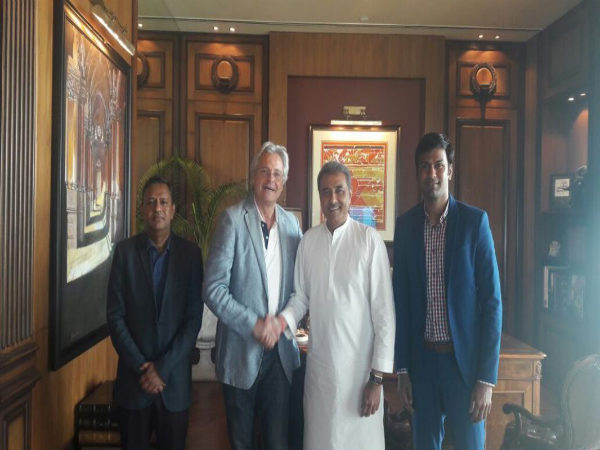 Luis Norton de Matos (second from left) with AIFF officials (Image courtesy: Indian Football Team Twitter handle) Luis Norton de Matos (second from left) with AIFF officials (Image courtesy: Indian Football Team Twitter handle)