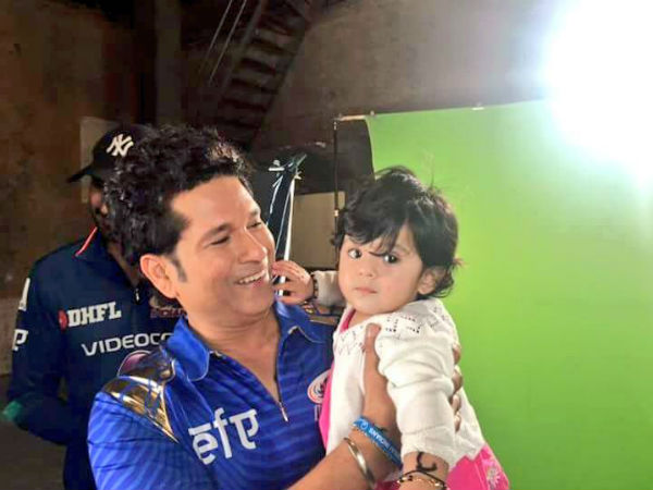 Hinaya enjoying Sachin's company