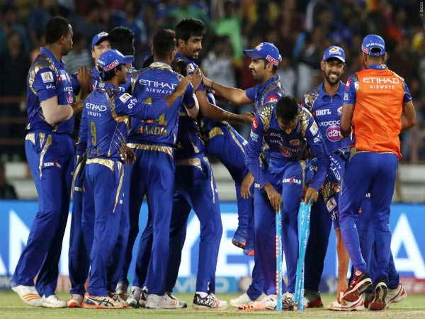 Jasprit Bumrah (centre)