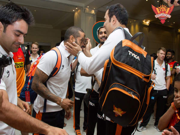 VVS Laxman Smudges cake on Shikhar Dhawan