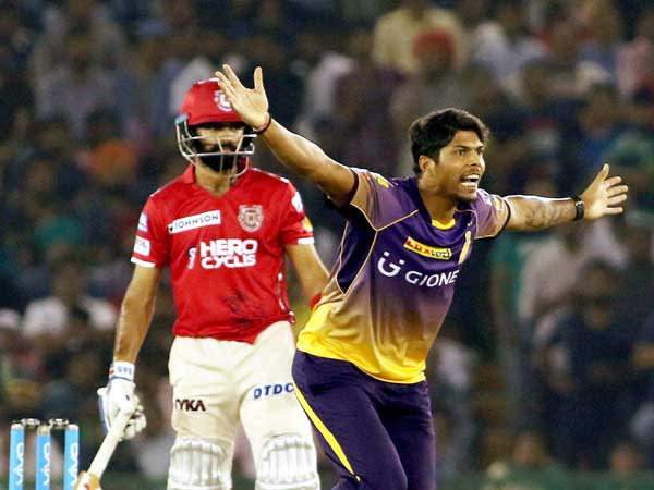 Manan Vohra (left) and Umesh Yadav