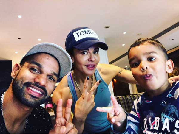 Shikhar Dhawan with his wife and son