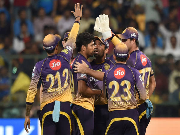 KKR players celebrate
