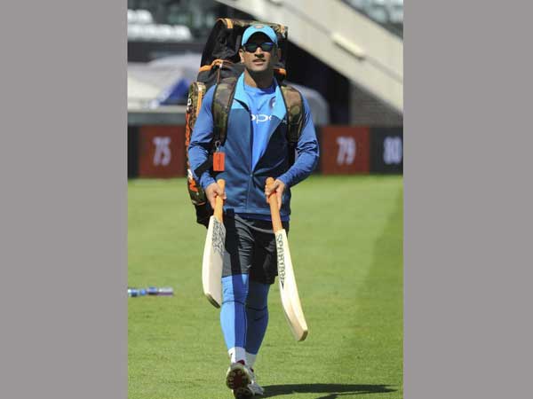 MS Dhoni