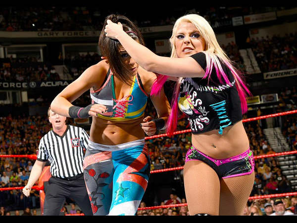 Bayley (left) & Raw Women's champion, Alexa Bliss (image courtesy WWE.com) Bayley (left) & Raw Women's champion, Alexa Bliss (image courtesy WWE.com)