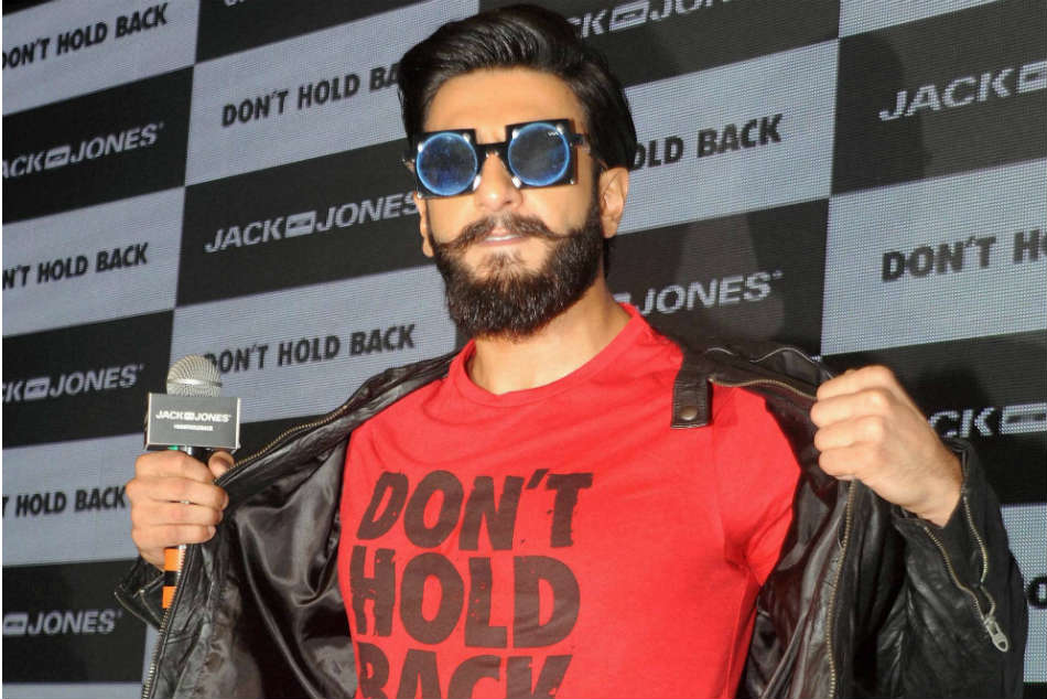 Ranveer Singh to play Kapil Dev