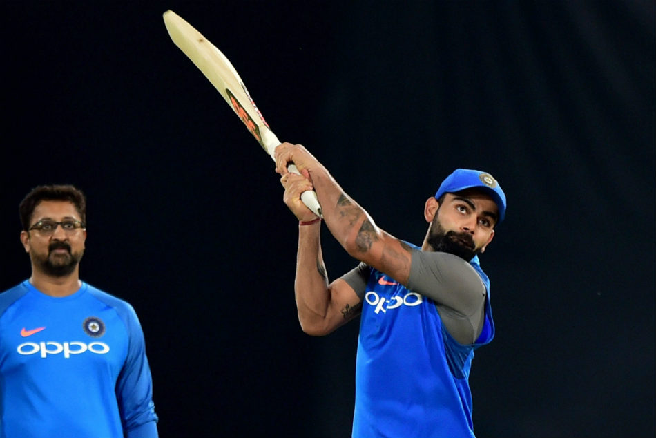 Kohli plays left hand