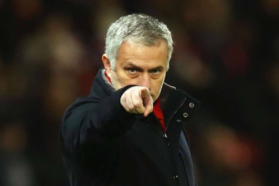 Jose Mourinho extends contract with Manchester United Jose Mourinho extends contract with Manchester United
