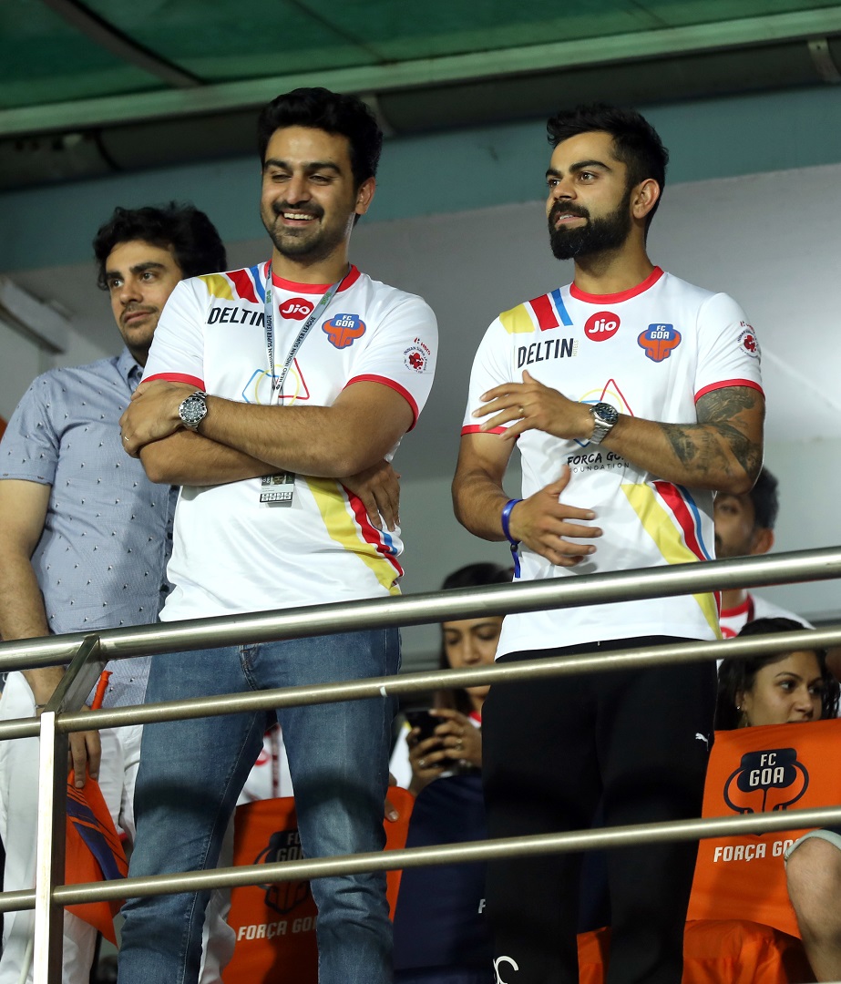 Captain in attendance