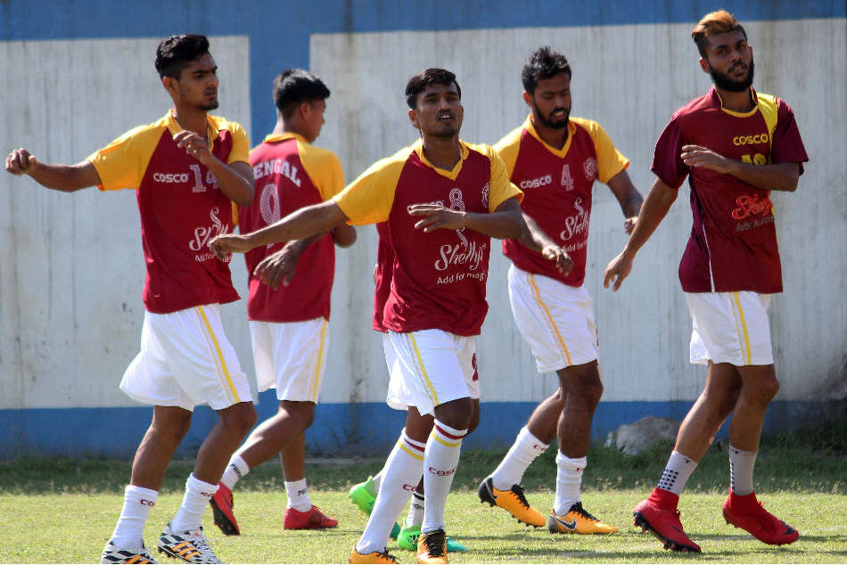 Bengal players at a training session ahead of their Santosh Trophy 2018 semi-final against Karnataka (Image: AIFF Media)