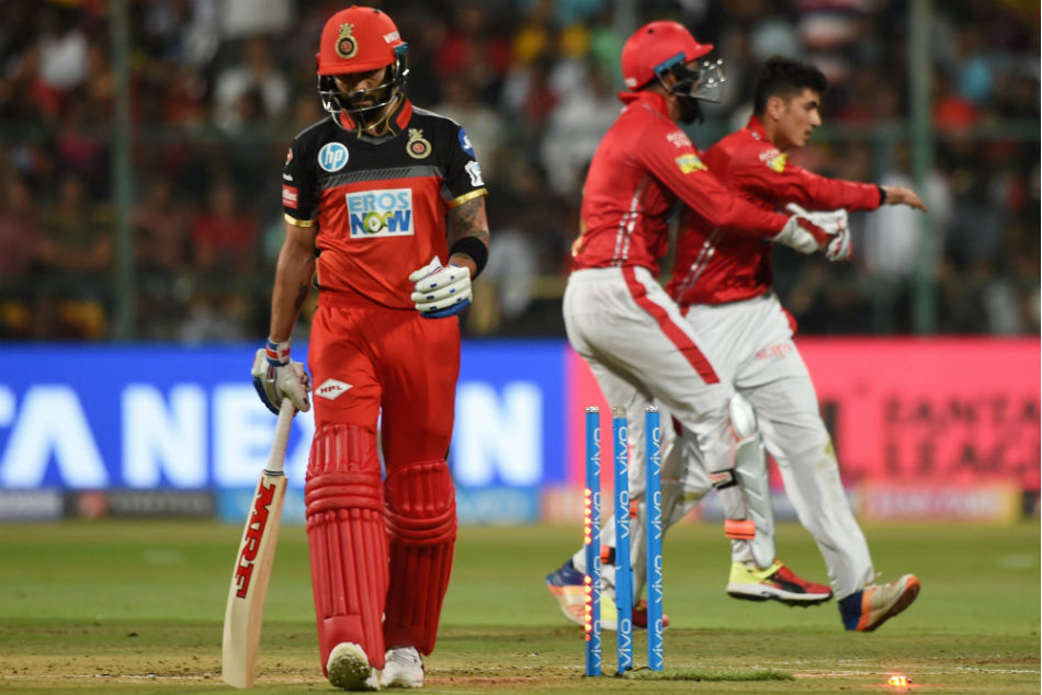 Mujeeb Zadran clean bowls Kohli with googly