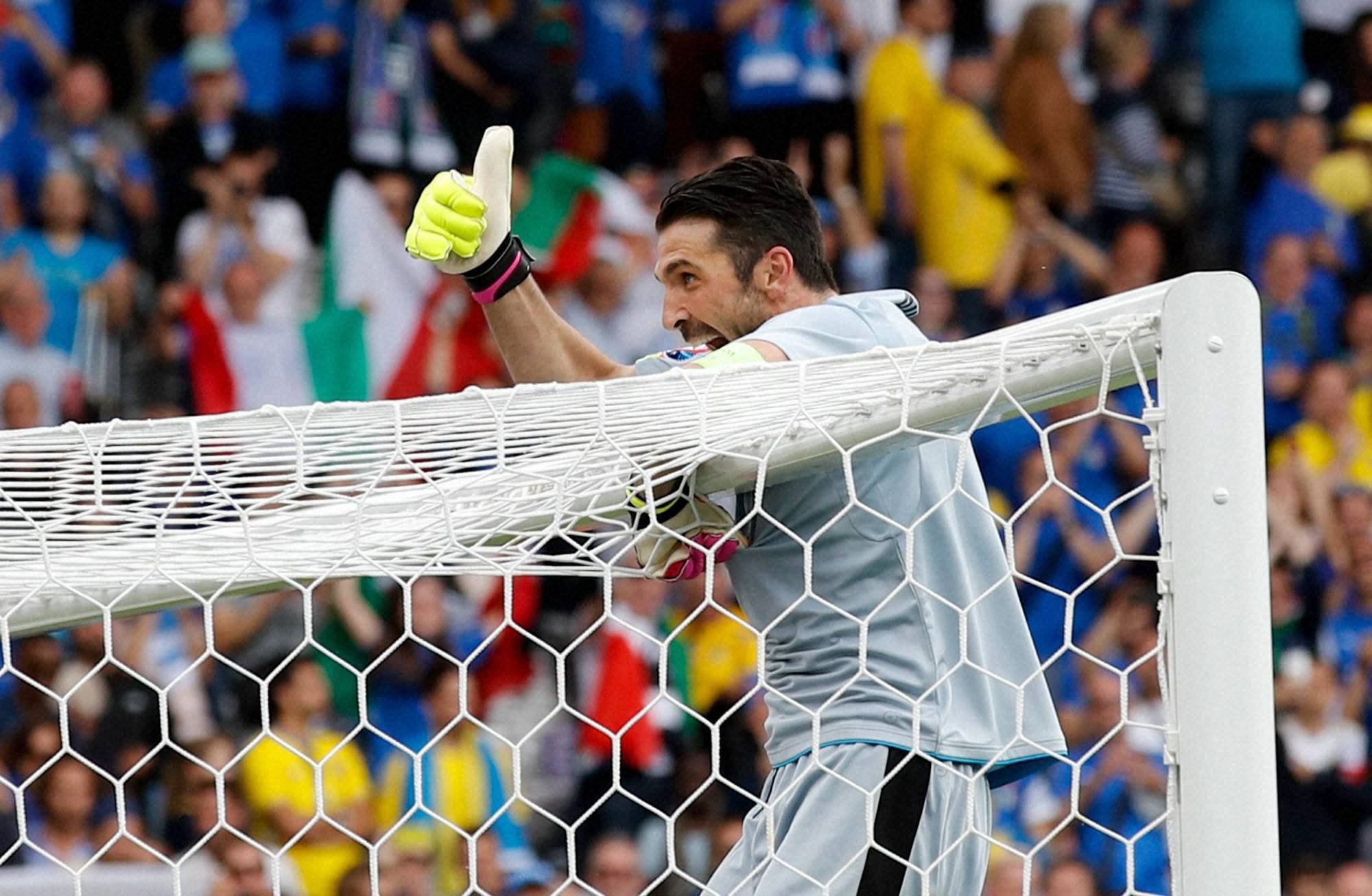 Honourable mention: Gianluigi Buffon - 5 World Cups