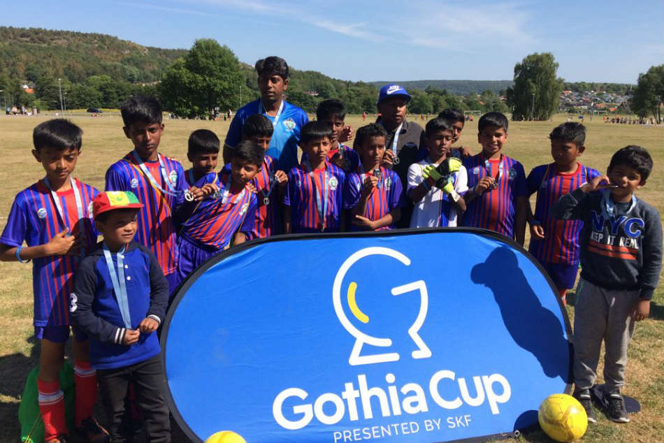 Fatima XI in Gothenburg after their Gothia Cup final