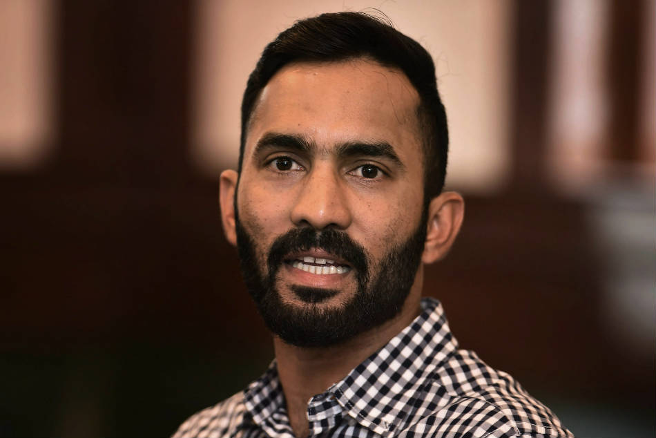 Dinesh Karthik played some handy contributions