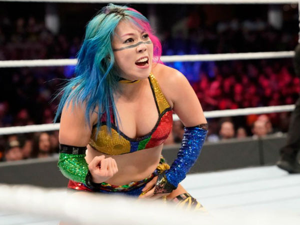 Asuka and the Women's title