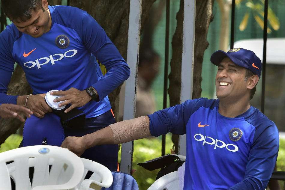 ms dhoni ms dhoni