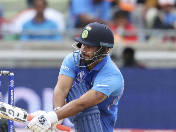 10. Rishabh Pant -- 5/10