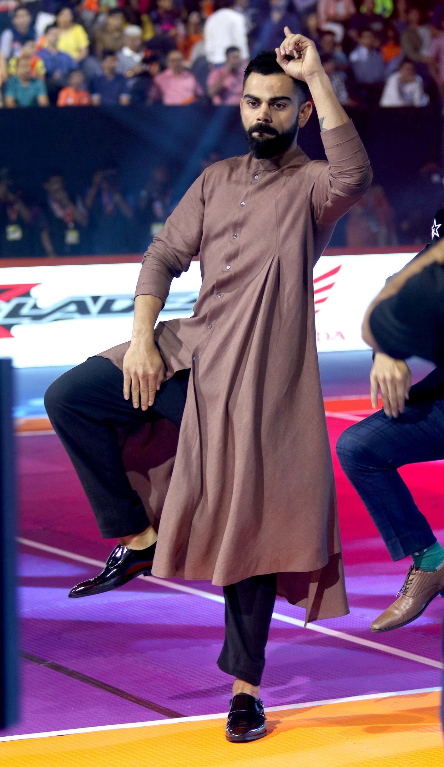 Virat Kohli, Team India Captain (Cricket) opens the Mumbai leg of VIVO PRO KABADDI Season 7 and shares his love for Kabaddi Virat Kohli, Team India Captain (Cricket) opens the Mumbai leg of VIVO PRO KABADDI Season 7 and shares his love for Kabaddi