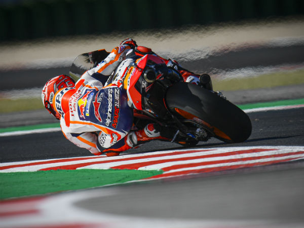 Marquez early leader