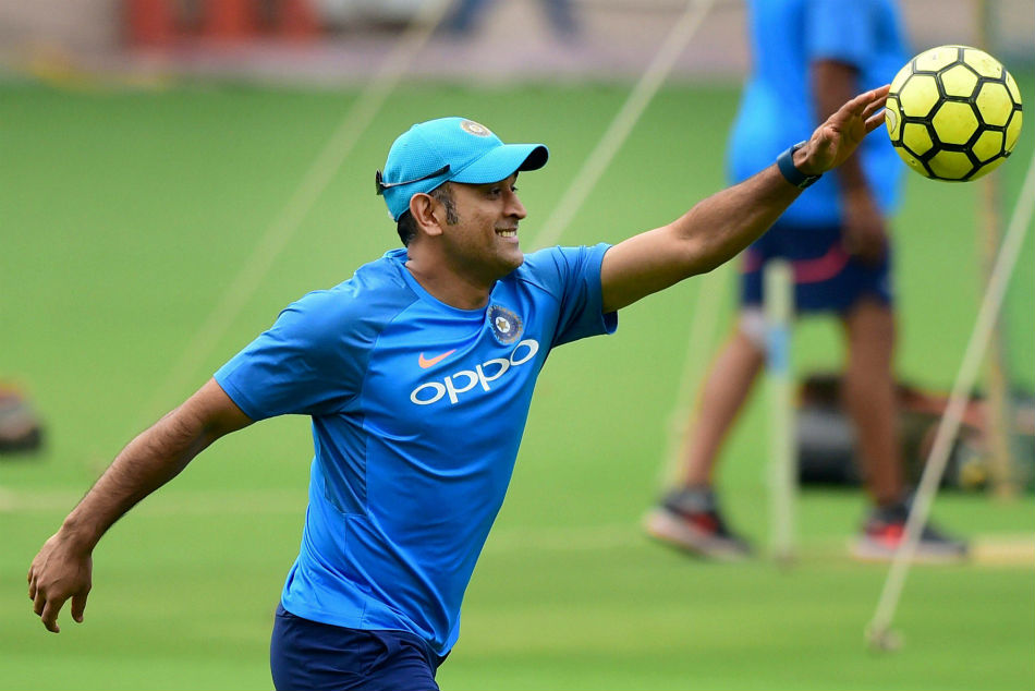 Discuss with Dhoni about his retirement Discuss with Dhoni about his retirement
