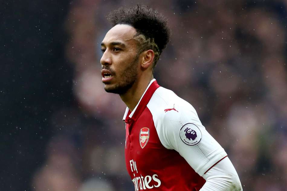 Pierre-Emerick Aubameyang - 13 points
