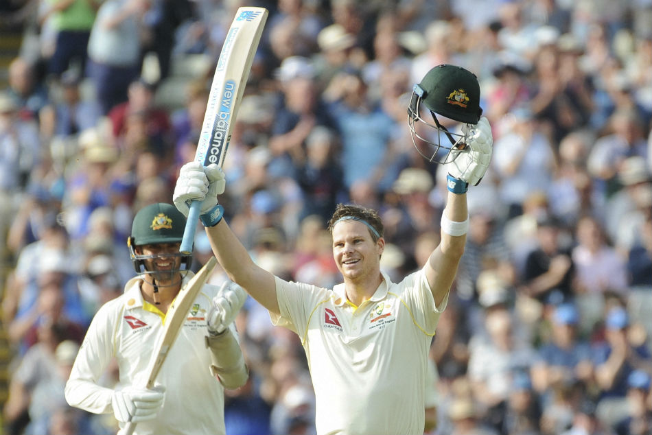 Smith reclaims his top spot