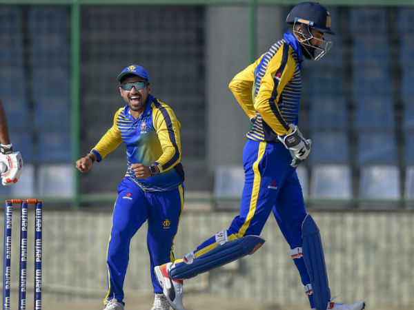 Well-balanced title clash