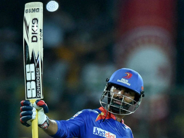4. Dinesh Karthik - Rs 12.5 crore 