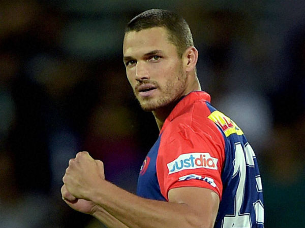 5. Nathan Coulter-Nile - Rs 8 crore