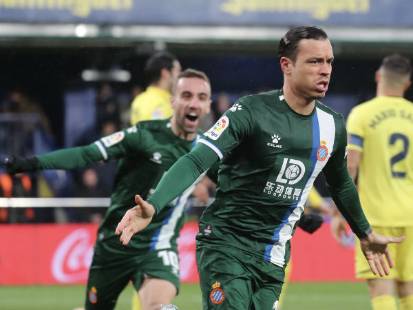 Raul shines on debut