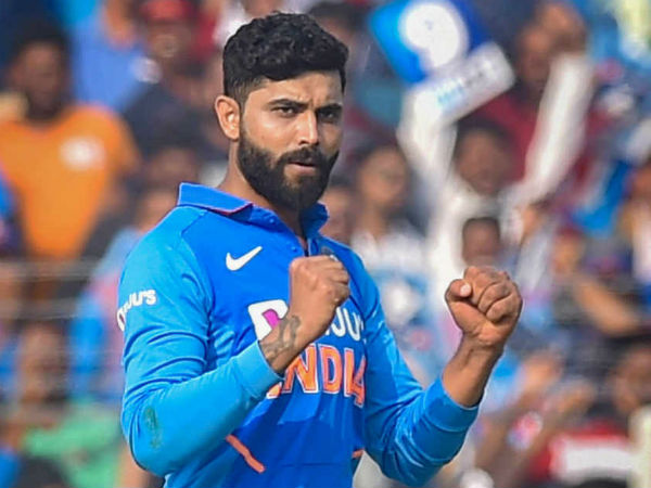 8. Ravindra Jadeja - 6/10 8. Ravindra Jadeja - 6/10