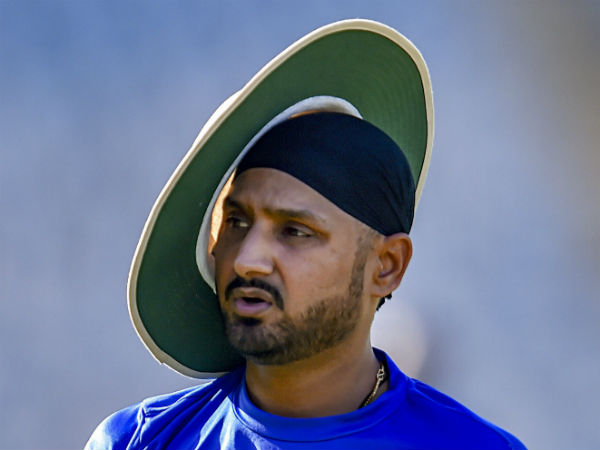 2. Monkey-gate and Maa Ki