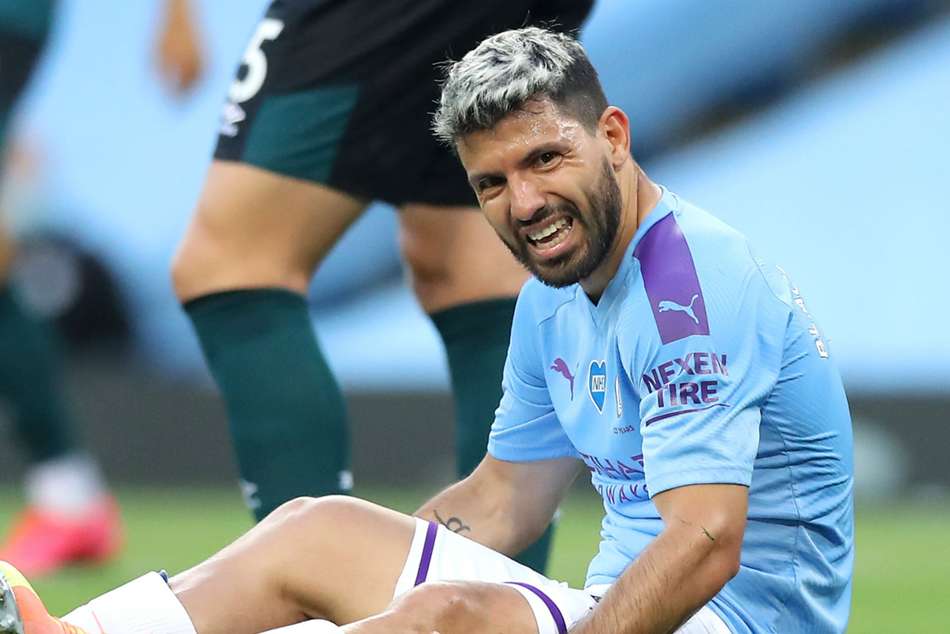 Pep Guardiola is concerned Sergio Aguero suffered a bad knee injury Pep Guardiola is concerned Sergio Aguero suffered a bad knee injury