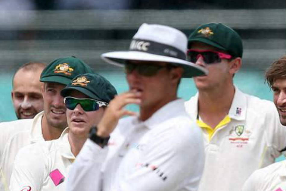 Umpire Richard Kettleborough courts trouble Umpire Richard Kettleborough courts trouble