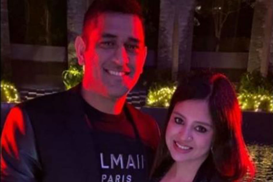 You should be proud of what you have achieved: MS Dhonis wife Sakshi pens emotional note as he retires