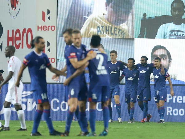 Blues hog possession