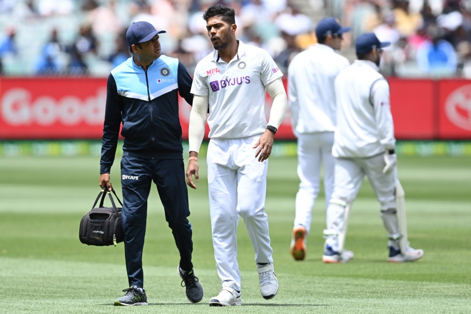 India vs Australia, 2nd Test: Umesh Yadav taken for scans after complaining of pain in his calf while bowling