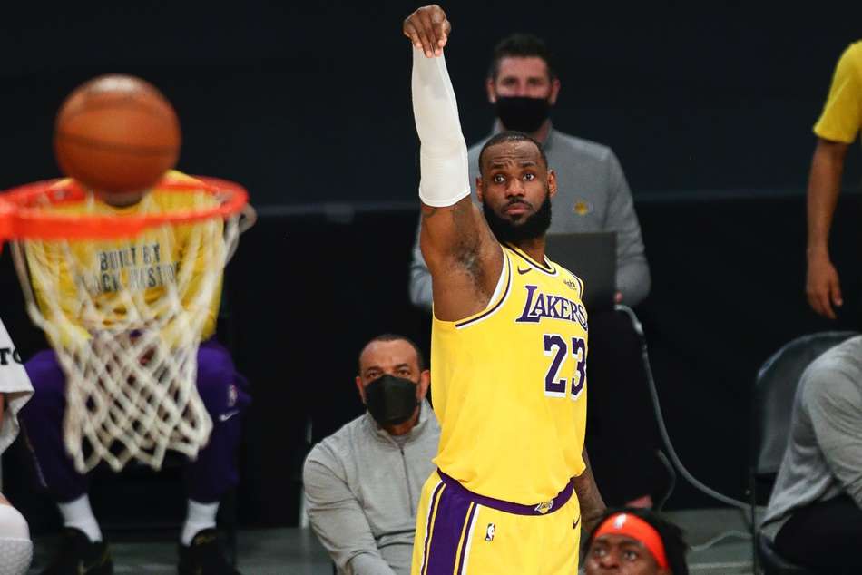 lebron james lamelo ball