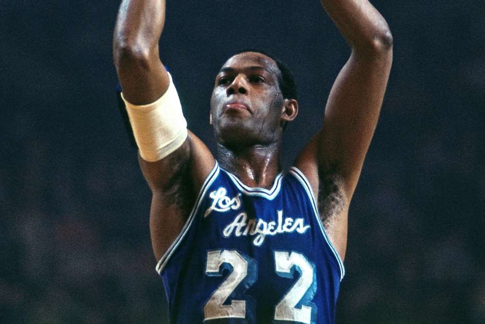 Los Angeles Lakers great Elgin Baylor dies at 86 myKhel