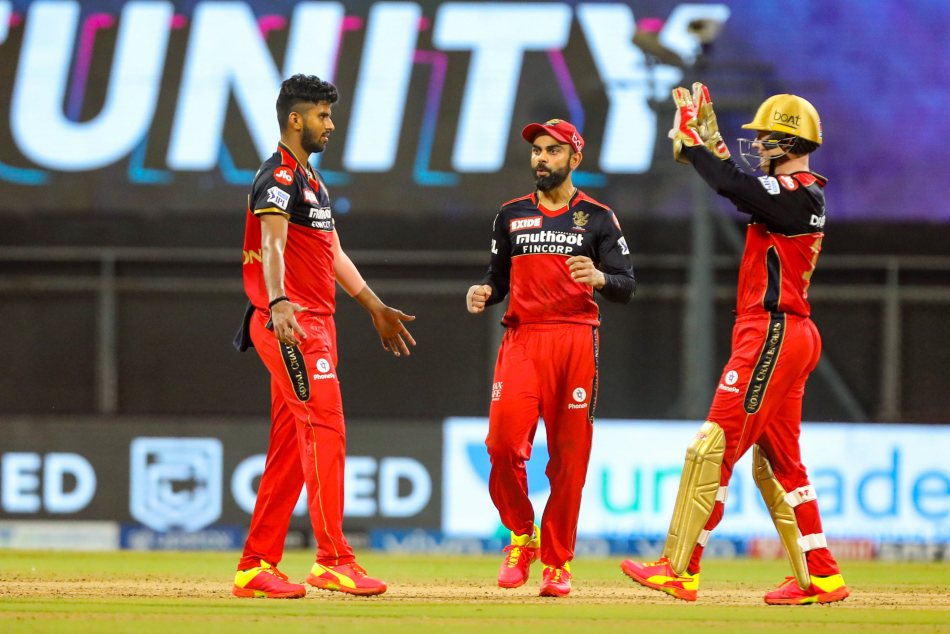 IPL 2021: Royal Challengers Bangalore captain Virat Kohli fined Rs 12 lakh for slow over-rate against CSK IPL 2021: Royal Challengers Bangalore captain Virat Kohli fined Rs 12 lakh for slow over-rate against CSK