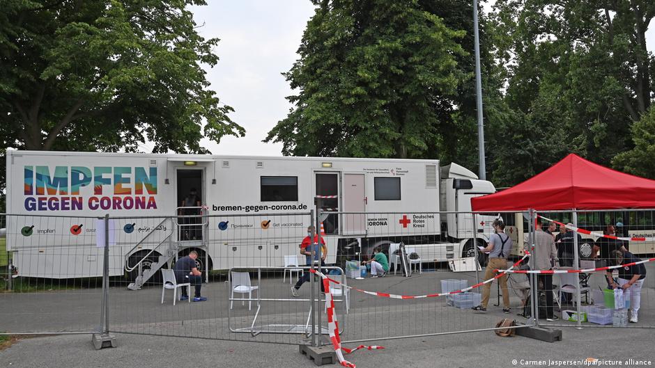 Fans could spontaneously get vaccinated ahead of Werder Bremens home game against Hanover.