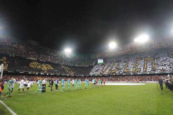 Tantalising opening game