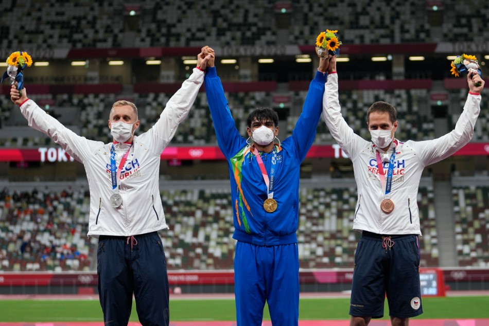 BCCI announces cash rewards for all Tokyo Olympic medallists; Neeraj Chopra to get Rs 1 crore BCCI announces cash rewards for all Tokyo Olympic medallists; Neeraj Chopra to get Rs 1 crore