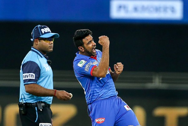 Ravichandran Ashwin, Amit Mishra, Trent Bout, Umesh Yadav, Dhawal Kulkarni and Chris Morris